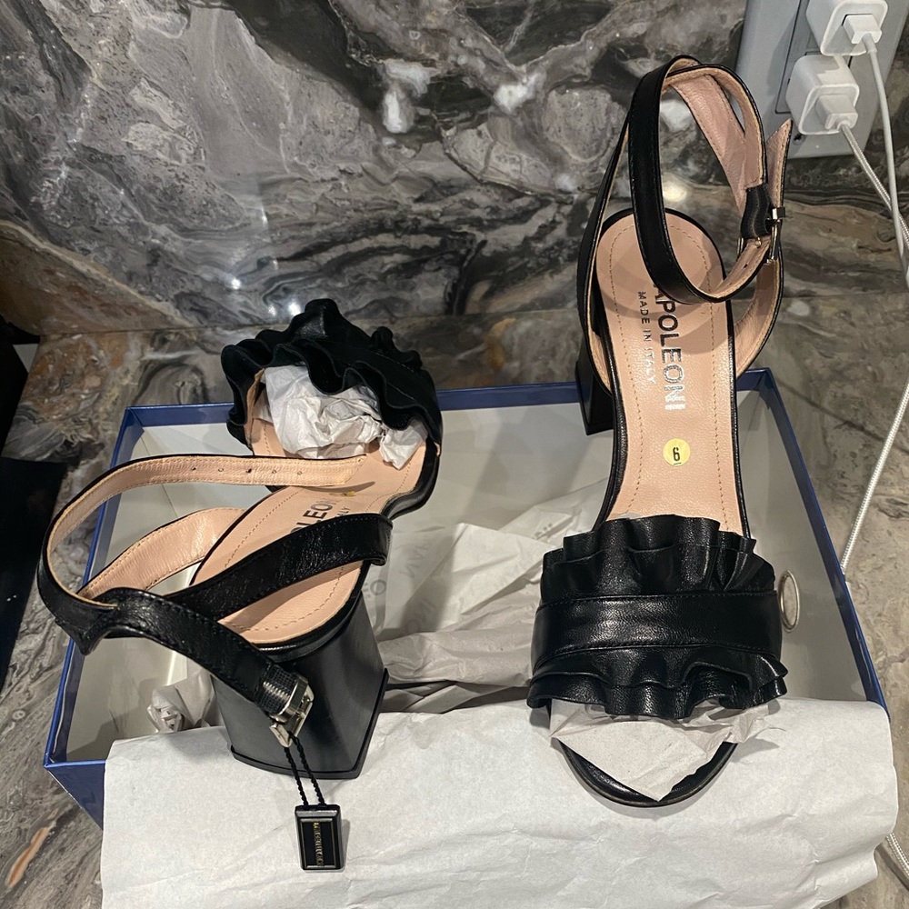 Napoleoni Italian leather sandals
